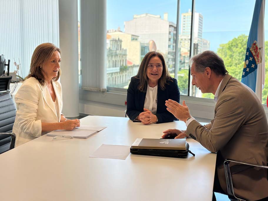 A vicepresidenta da Deputación Luisa Sánchez reúnese coa directiva da Fundación Celta de Vigo 