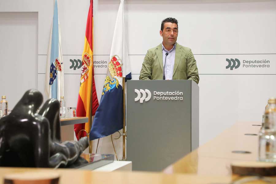 Luis López na conferencia de prensa 