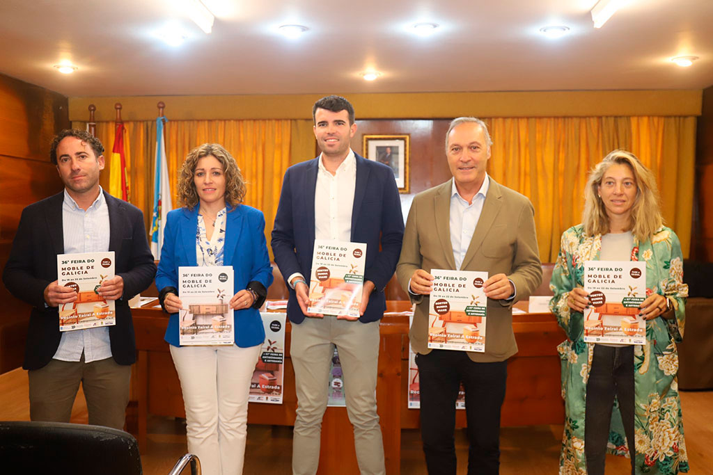 Isabel Couselo na presentación da XXXVI Feira do Moble de Galicia na Estrada