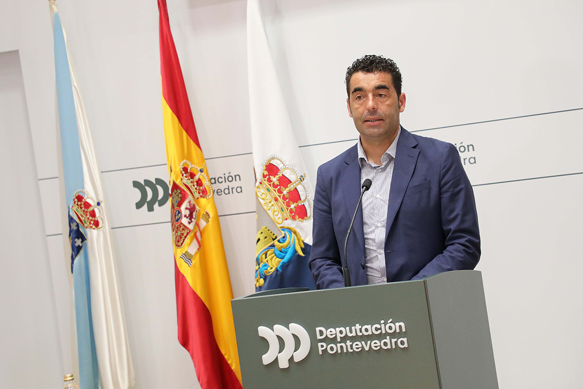 Luis López en conferencia de prensa