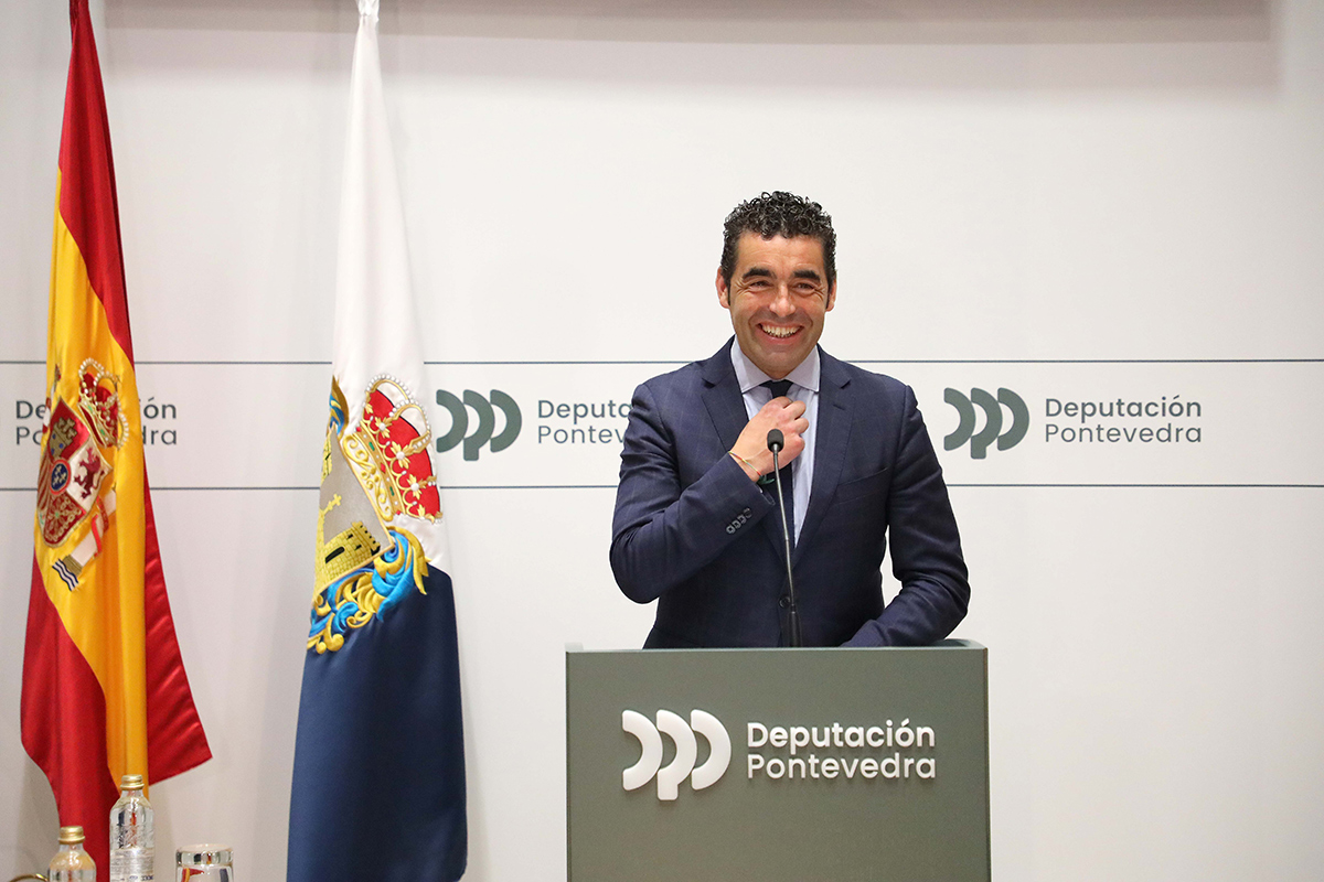 Conferencia de prensa de Luis López