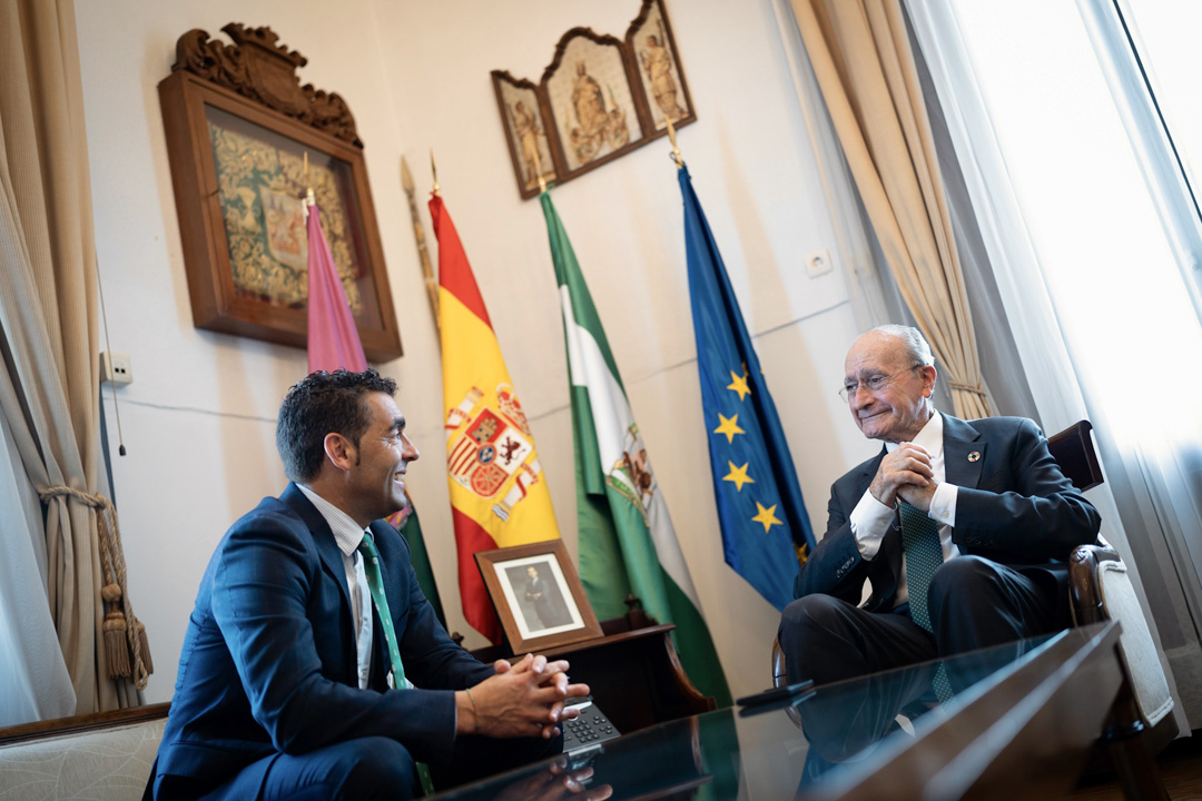 Encontro institucional co alcalde de Málaga