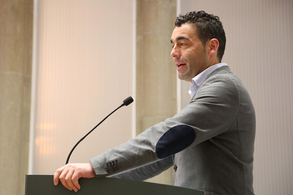 Conferencia de prensa de Luis López