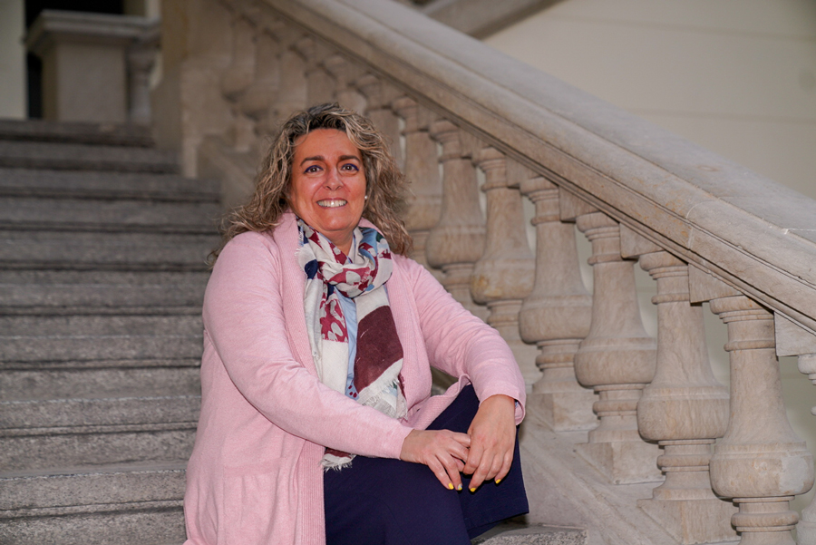 Marta Ortega. Retirada simboloxía franquista