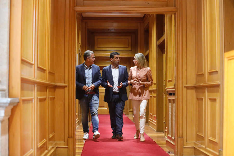 Marta Fernández-Tapias e Rafa Domínguez nomeados oficialmente vicepresidentes da Deputación Marta Fernández-Tapias e Rafa Domínguez nomeados oficialmente vicepresidentes da Deputación